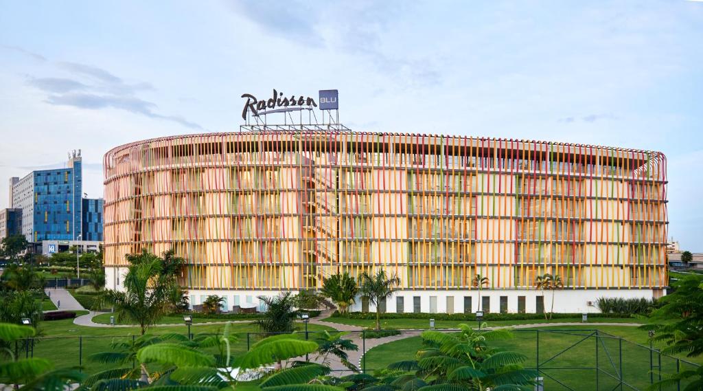 Radisson Blu Hotel & Convention Centre